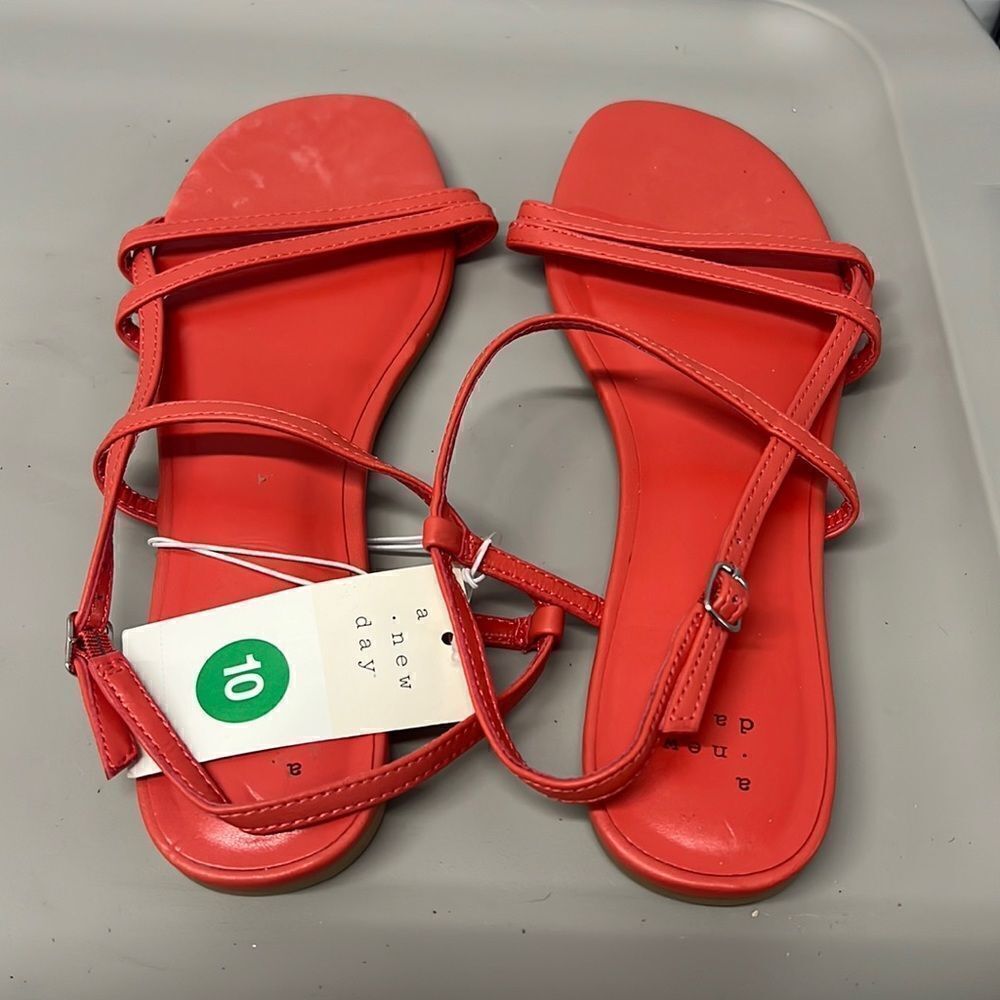 Sandals - Picture 2 of 3